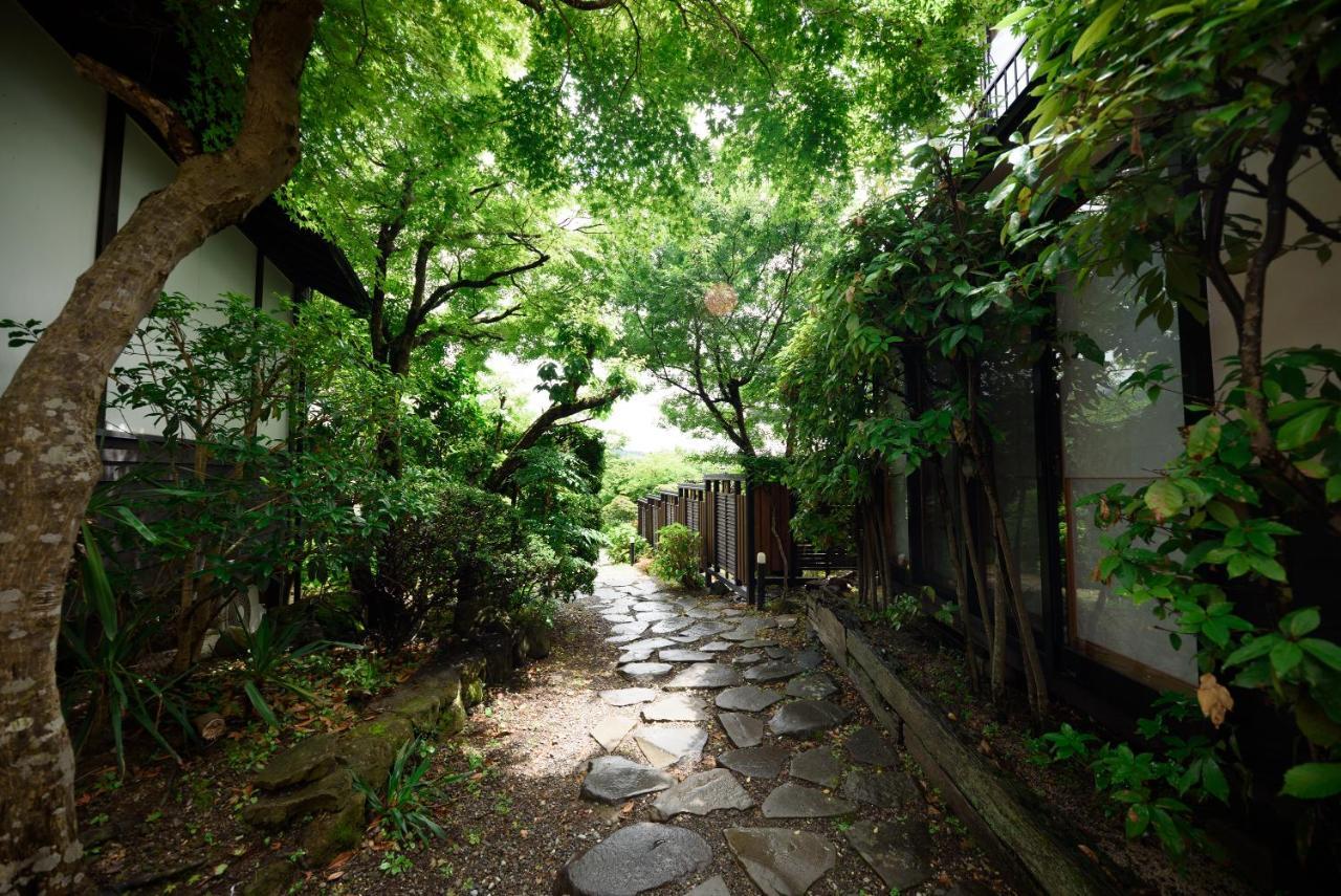 Yufuin Onsen Tsukanoma Exterior foto